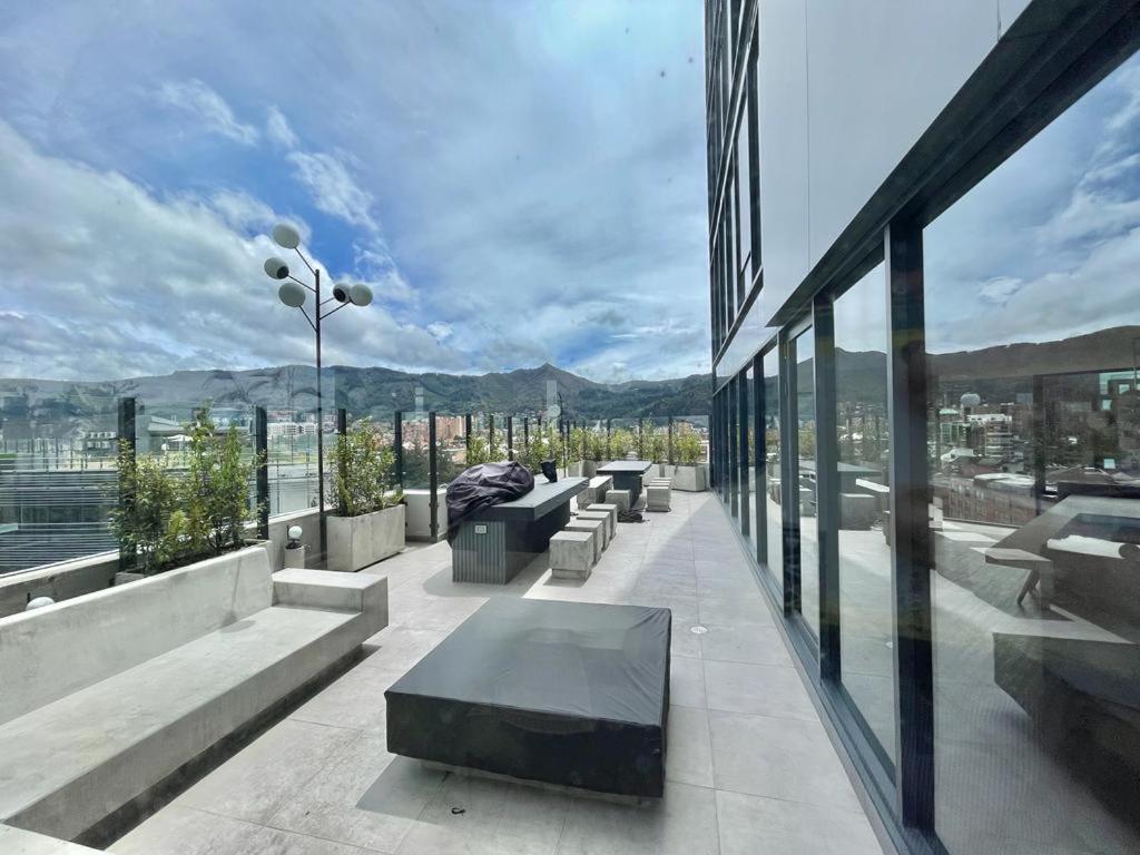 Icon 100 Luxury Apartasuites Bogotá Exterior foto